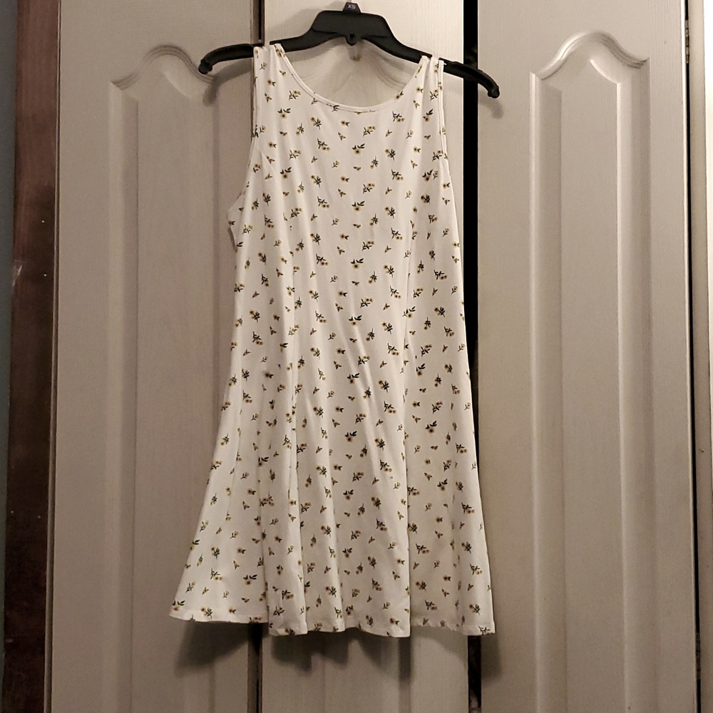 Forever 21 sunflower dress never worn